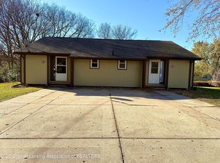 612-610 S Dibble Blvd, Lansing, MI 48917