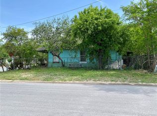 421 N 1st St, Hidalgo, TX 78557
