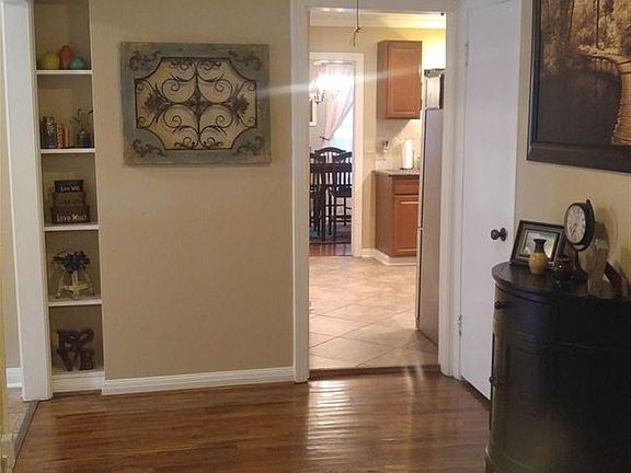 2nd image of 1248 East Dr