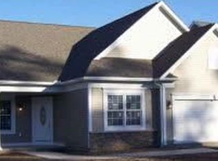 56 Waterworks Dr, East Rochester, NY 14445