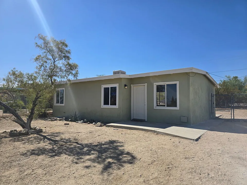 74955 Alta Loma Dr