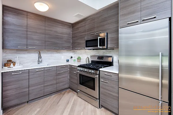 Sold by aptsandlofts.com | media 20