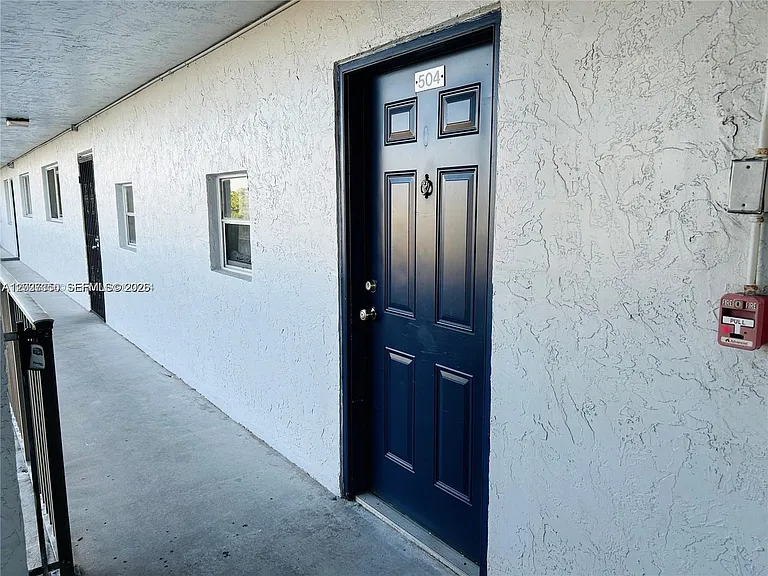 8600 N Sherman Cir #504 — Photo 20