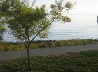 18 Salem Cv, San Rafael, CA 94901