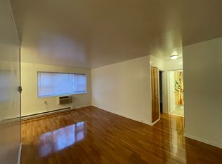 5920 N Kenmore Ave APT 203, Chicago, IL 60660