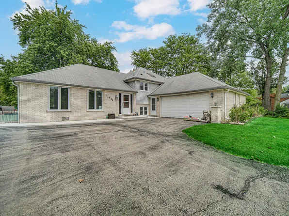 11624 195th St, Mokena, IL 60448