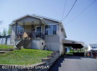 37 Scott St, Plains, PA 18705