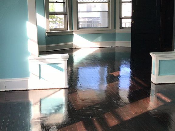 2nd floor-Dining rm/Living rm