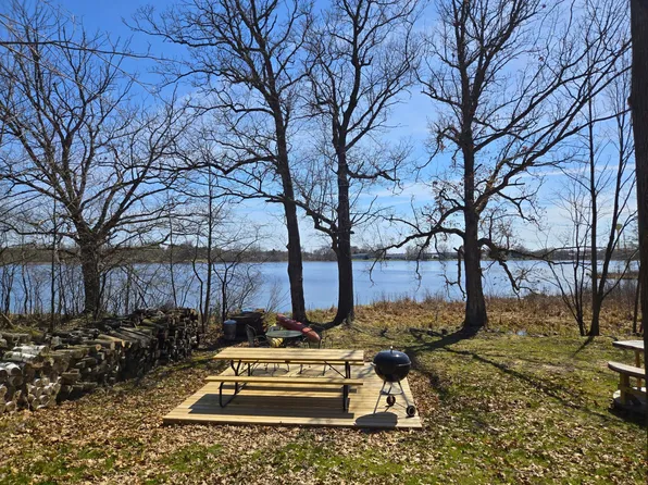 110 90th Ave, Clayton, WI 54004