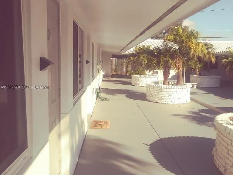 2225 Van Buren St #3 — Photo 6