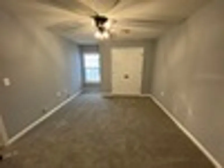 3 Bedroom 3 Bathroom Apartments, perfect for Roommates! — Photo 25