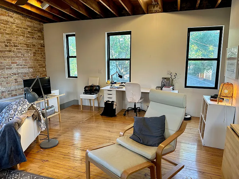 2129 W Le Moyne St #CH — Photo 11