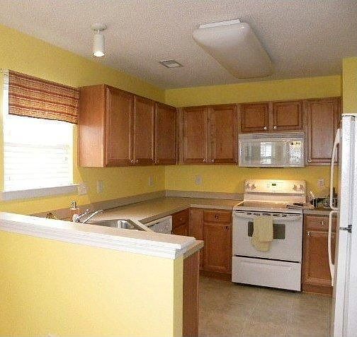 2nd image of 202 Blackstone Dr