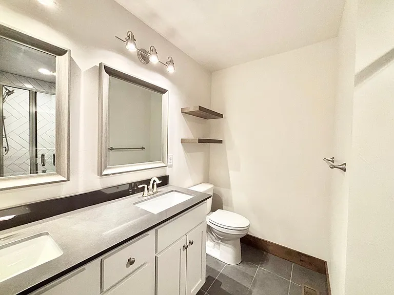 1020 Baxter Creek Way #B — Photo 8