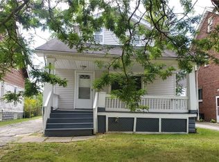 12710 Holborn Ave, Cleveland, OH 44105
