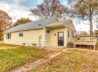 831 S 5th Ave, Winterset, IA 50273