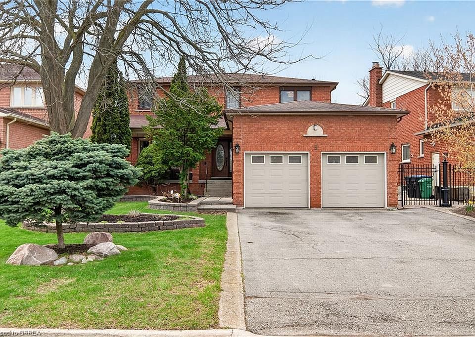 1st image of 3 Bowes Ct