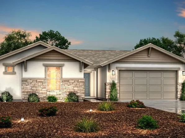 855 Howard St, Kingsburg, CA 93631