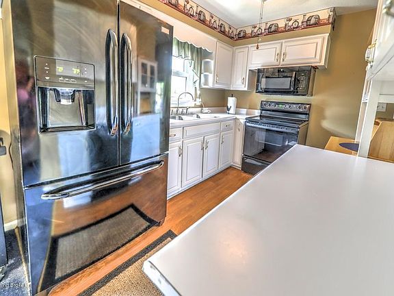5th image of 5604 Sterling Dr