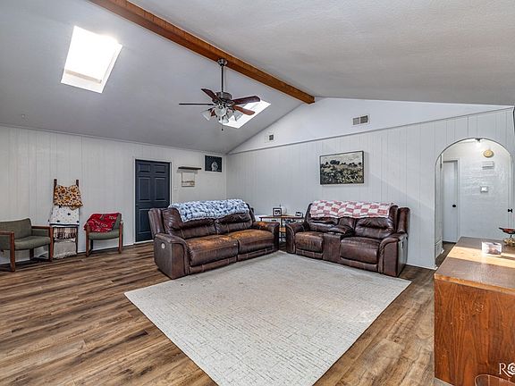 3rd image of 3805 Sandstone Rd