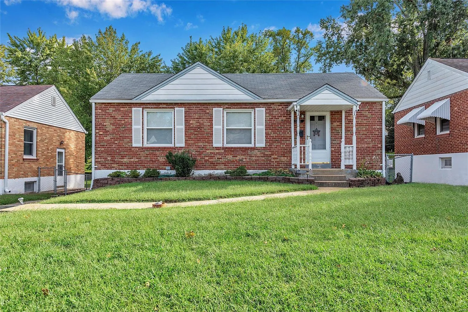 516 Tweed Dr photo 1
