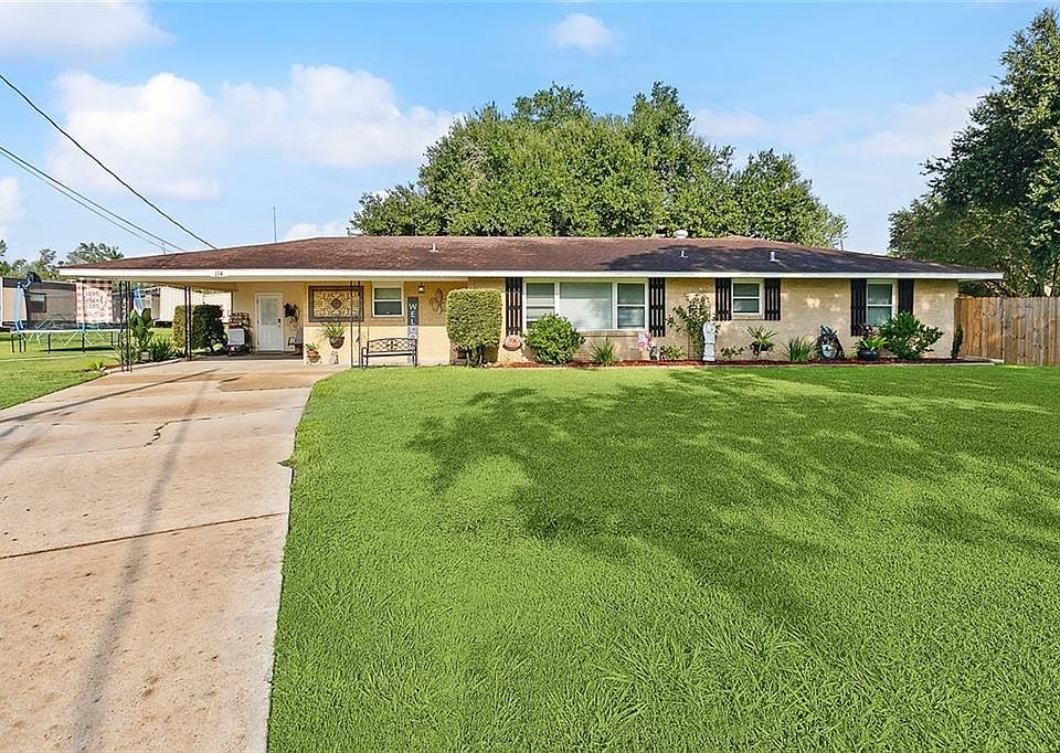 1st image of 114 Jay Bird Ct