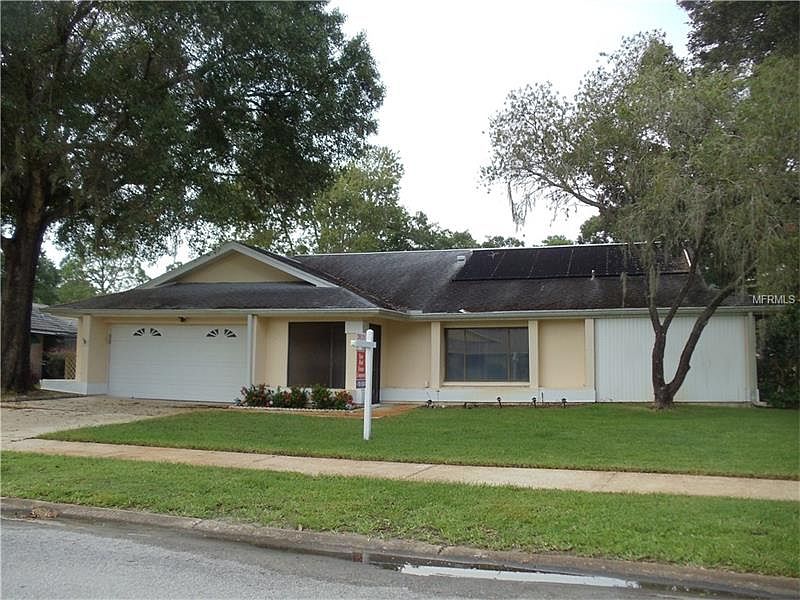 1st image of 107 Rosewood Dr