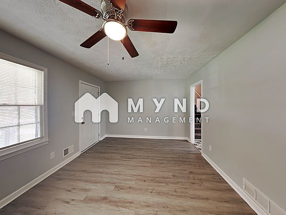 5th image of 1836 Hillsway