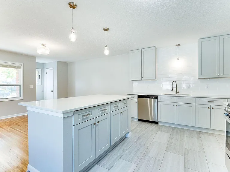 7312 Minnetonka Blvd — Photo 12