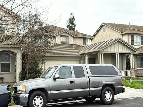 3rd image of 2460 Heartland Dr