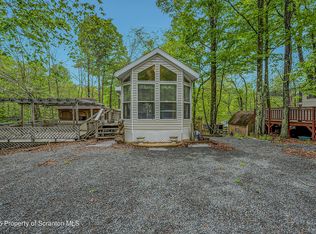 360 Broncbuster Trl, Gouldsboro, PA