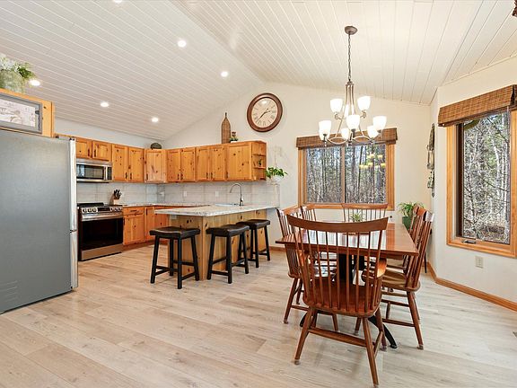 3rd image of 7772 Chickasaw Cir