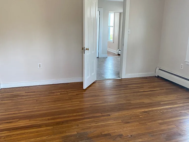 13 Magnolia Ave #1L — Photo 14