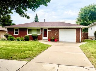 701 N Jay Ave, Griffith, IN 46319