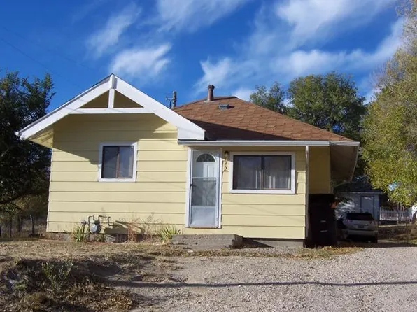 132 Pioneer Ave, Mills, WY 82604