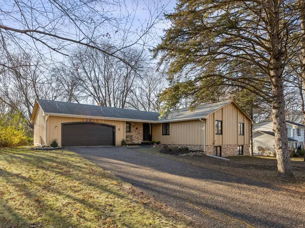 18415 25th Ave N, Plymouth, MN 55447