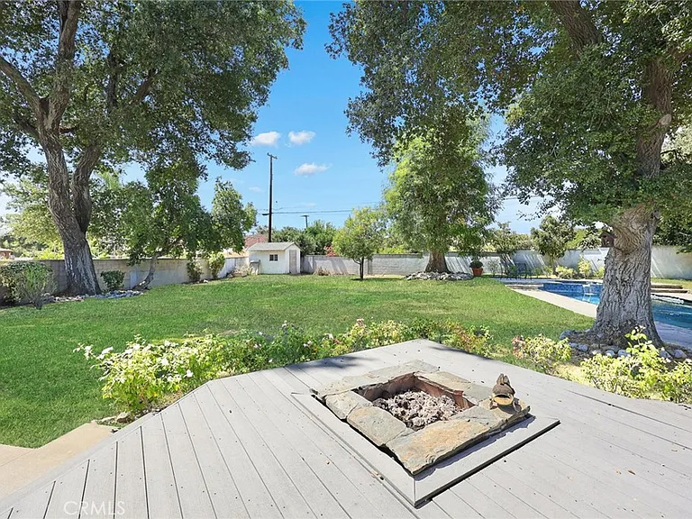 117 Catherine Park Dr — Photo 31