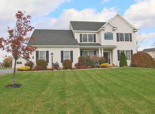 5 Charterpoint Rd, Watervliet, NY 12189