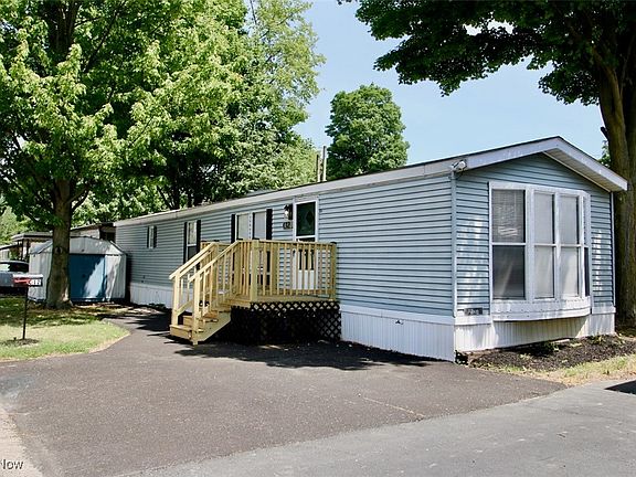 3rd image of 9151 Mentor Ave #C-12