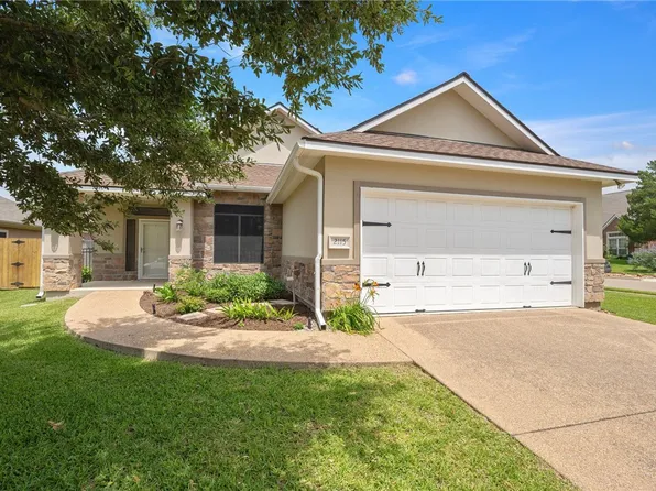 2115 Ella Ln, Bryan, TX 77802