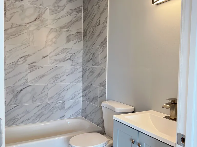 2809 S Warnock St #3 — Photo 7