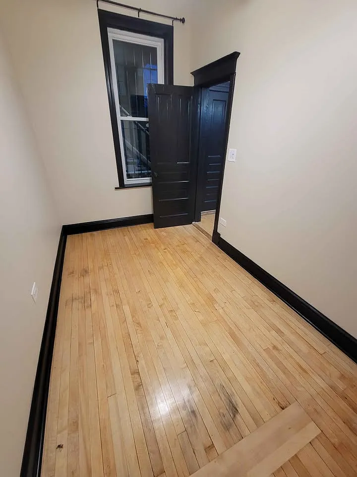 Building Photo - 2056 W Cermak Rd #1
