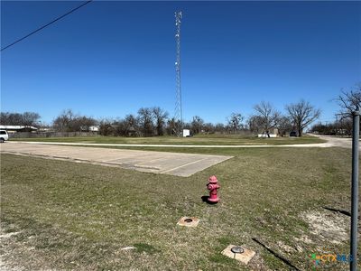 4 Six Elm Loaf St, Lott, TX, 76656