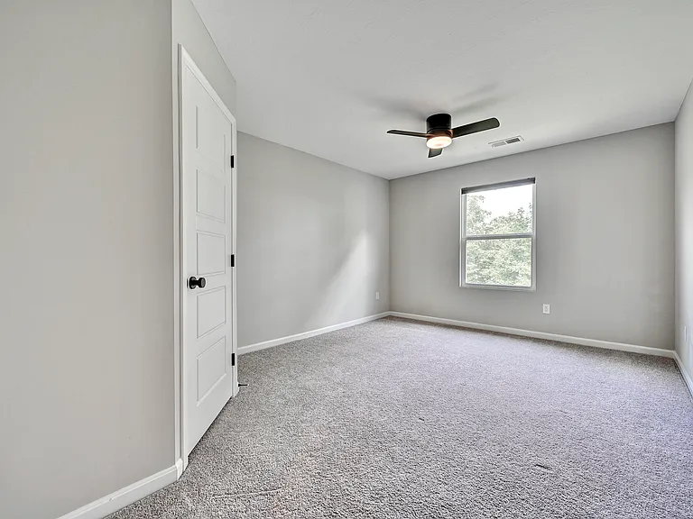 2307 Piazza Rdg — Photo 17
