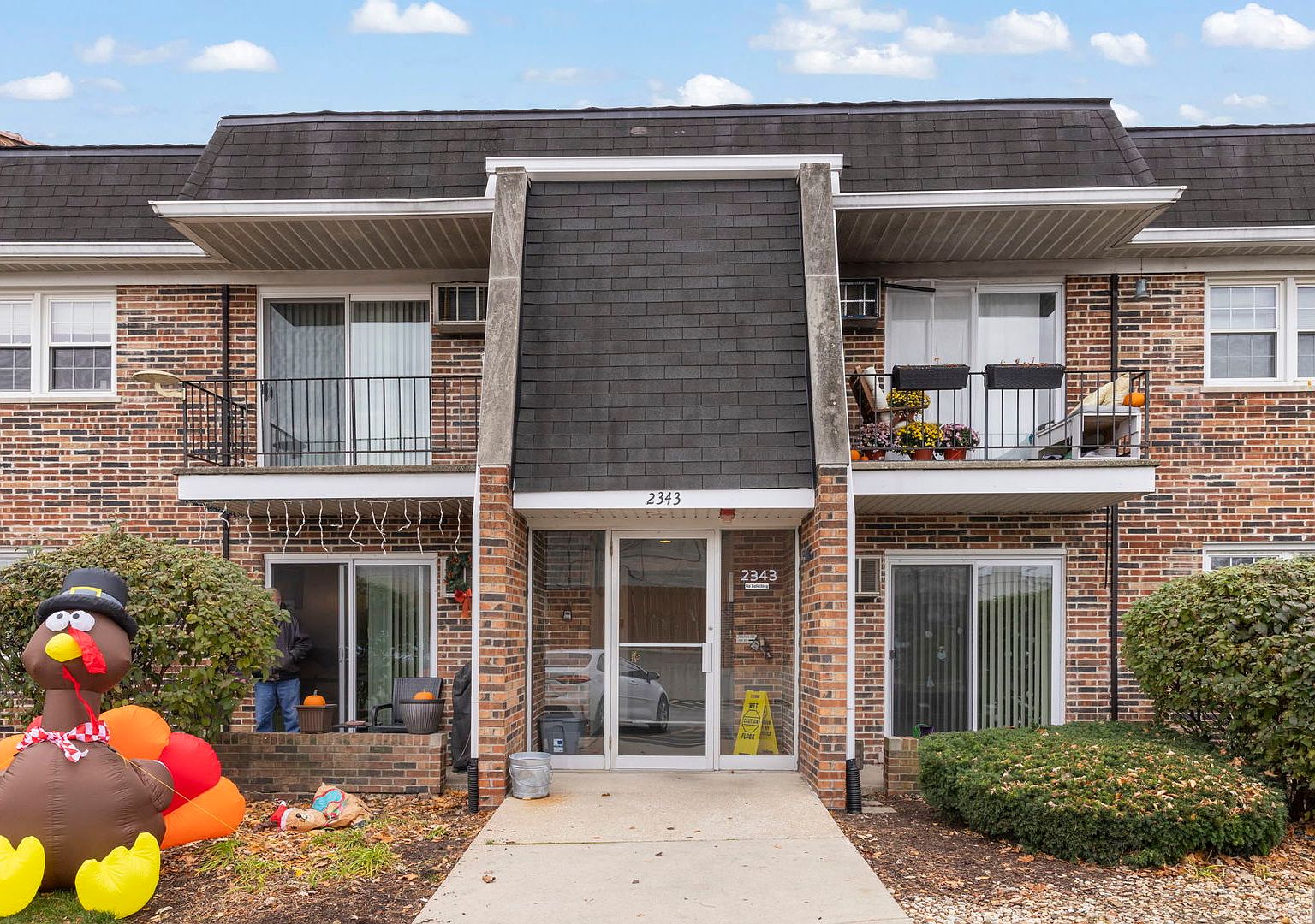 2343 Ogden Ave APT 3