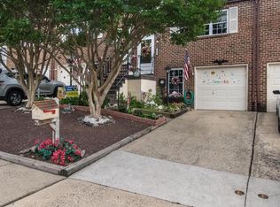 2839 Woodbridge Rd, Philadelphia, PA 19114