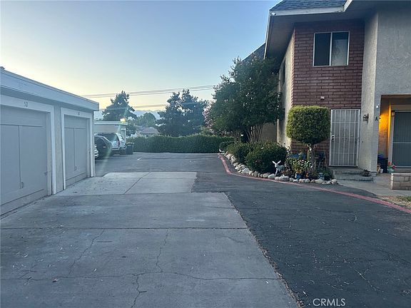 2nd image of 31848 Railroad Canyon Rd