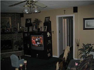 2nd image of 2216 Woodlea Dr W