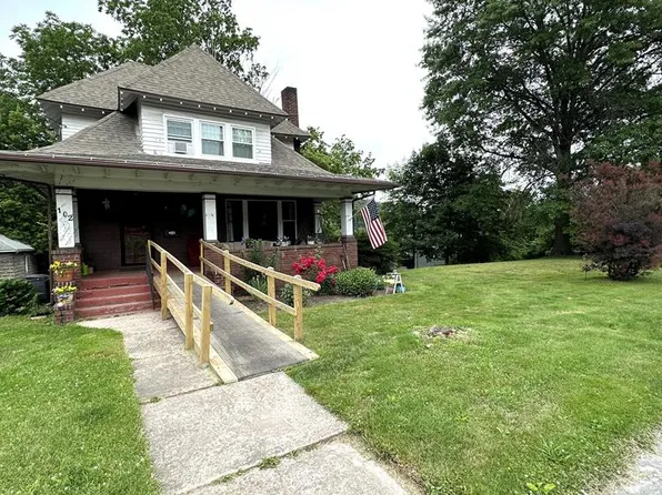 102 York Ave, Towanda, PA 18848