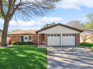 6016 Herschel Dr, Watauga, TX 76148